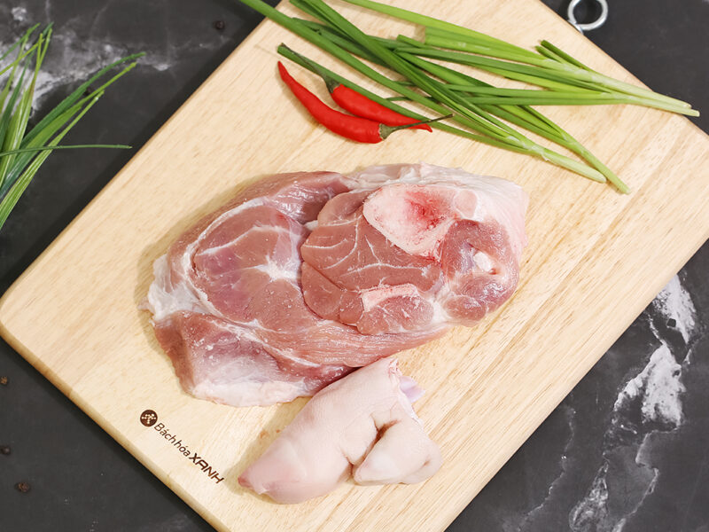 Chân giò heo trước C.P khay 500g